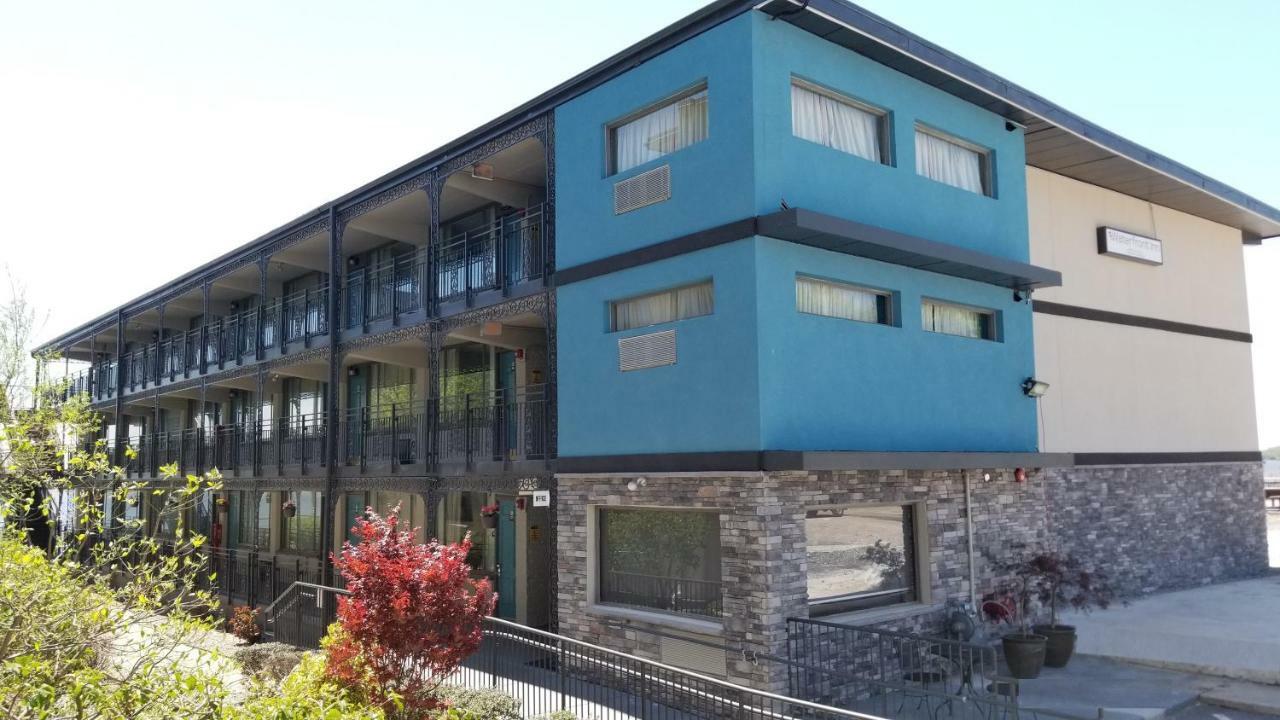 机场海滨酒店 埃辛顿 外观 照片